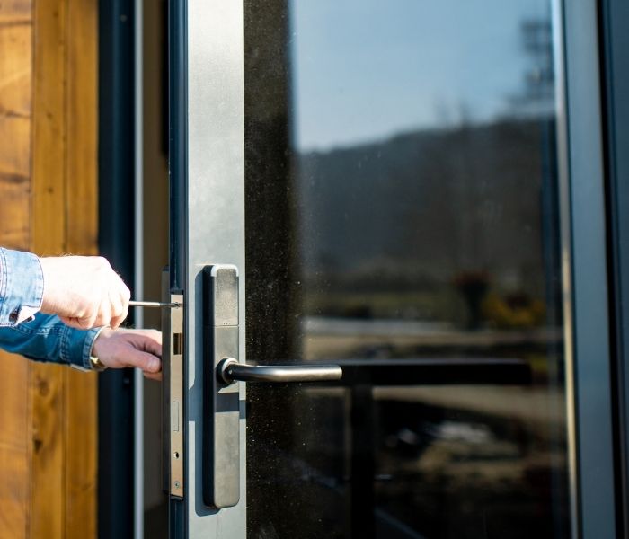 commercial and residential door repair Toronto